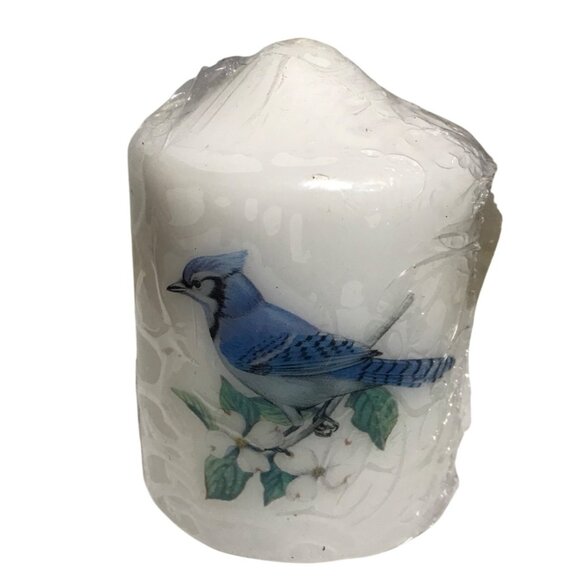 Blue Jay Pillar Candle White Bird Design Sealed Gift Bird Lovers 3" New Sealed - Picture 1 of 7